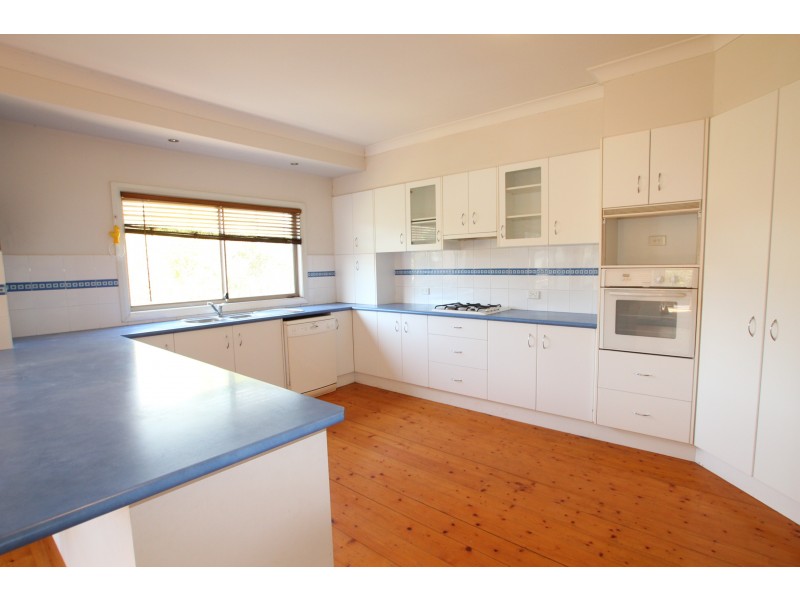 28 Wonson Avenue, Coniston NSW 2500