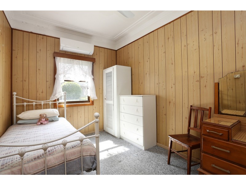 8 Holford Road, Cabramatta West NSW 2166