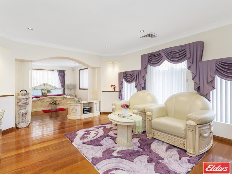 7 Rexham Place, Chipping Norton NSW 2170