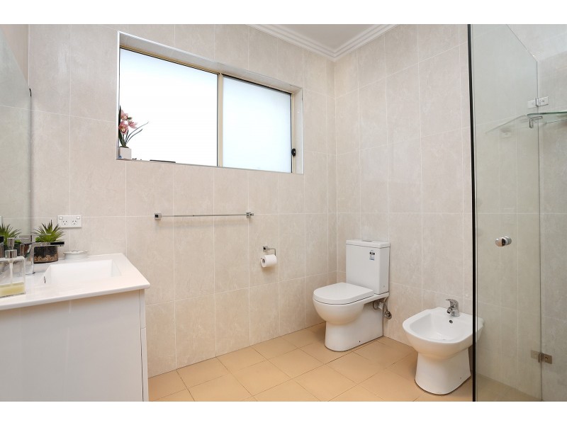 18 Gellibrand Road, Edmondson Park NSW 2174