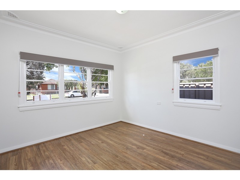 230 River Avenue, Carramar NSW 2163