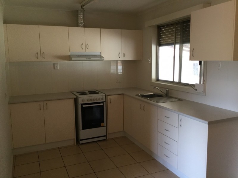 1 Homepride Avenue, Warwick Farm NSW 2170