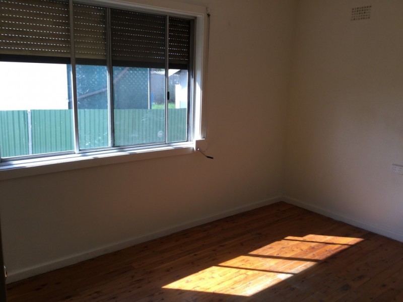 1 Homepride Avenue, Warwick Farm NSW 2170