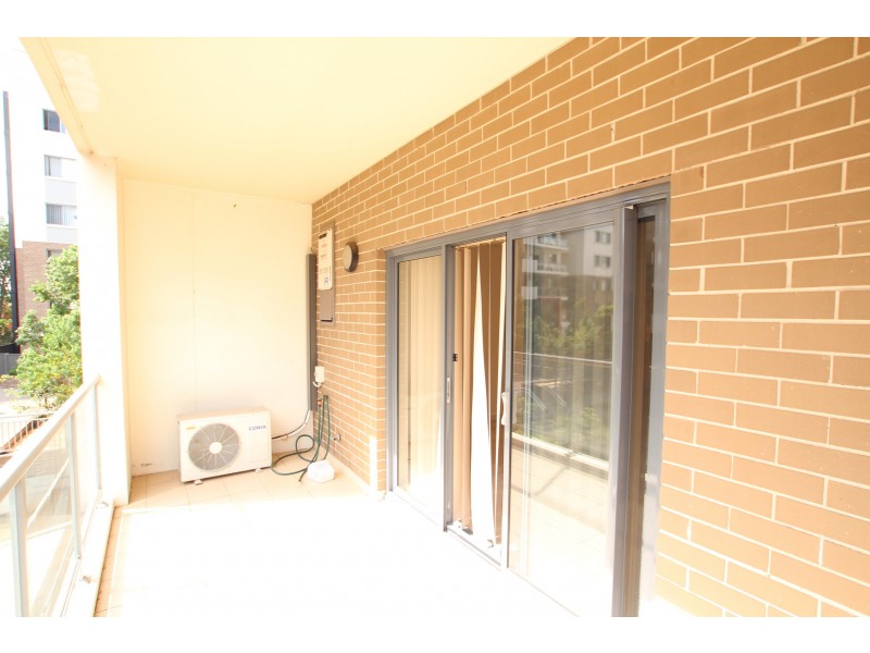 8/5-7 Northumberland Street, Liverpool NSW 2170