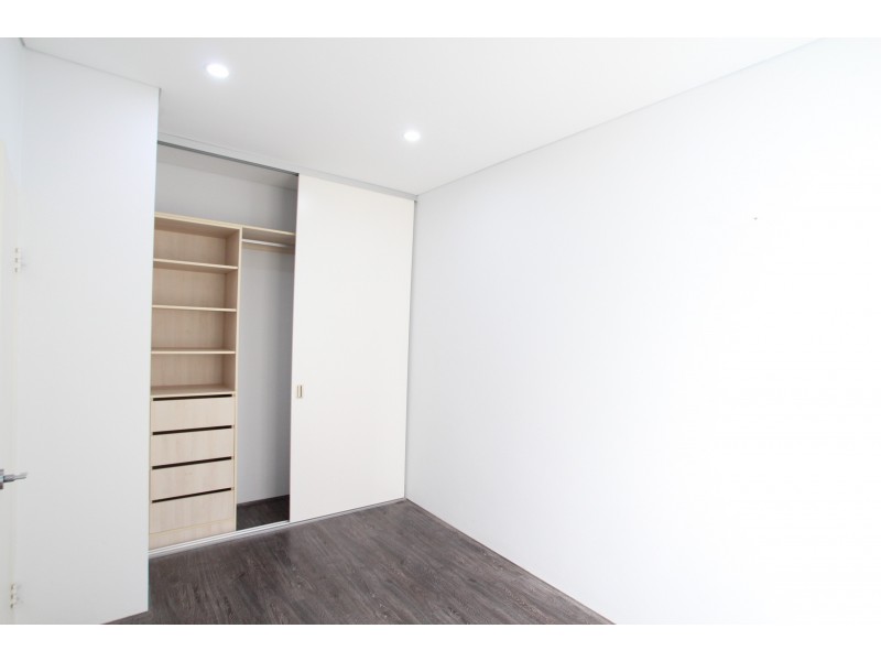 2/87 Hughes St, Cabramatta NSW 2166