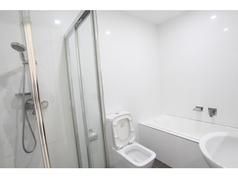 2/87 Hughes St, Cabramatta NSW 2166