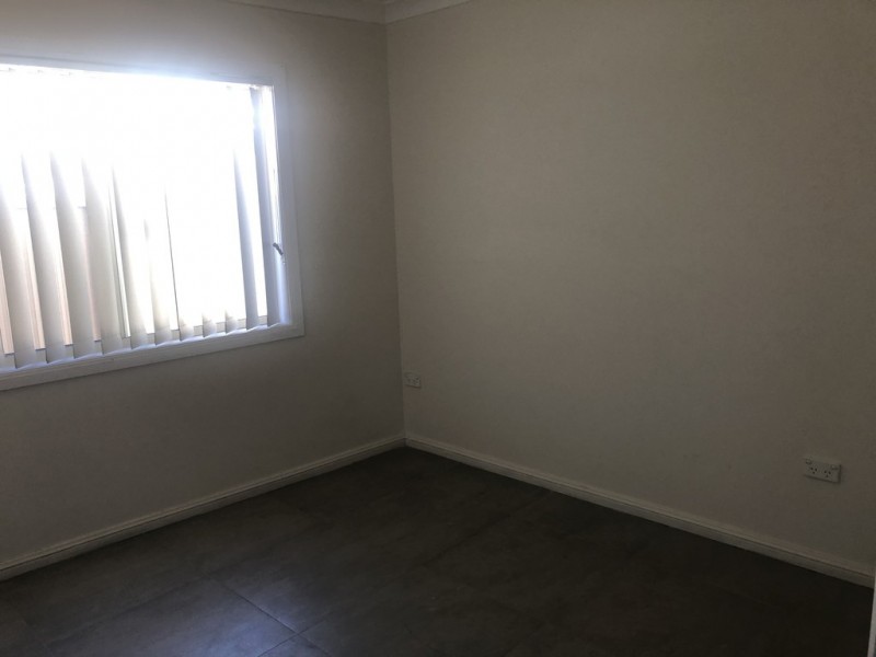 1b LYONS AVENUE, Cabramatta NSW 2166