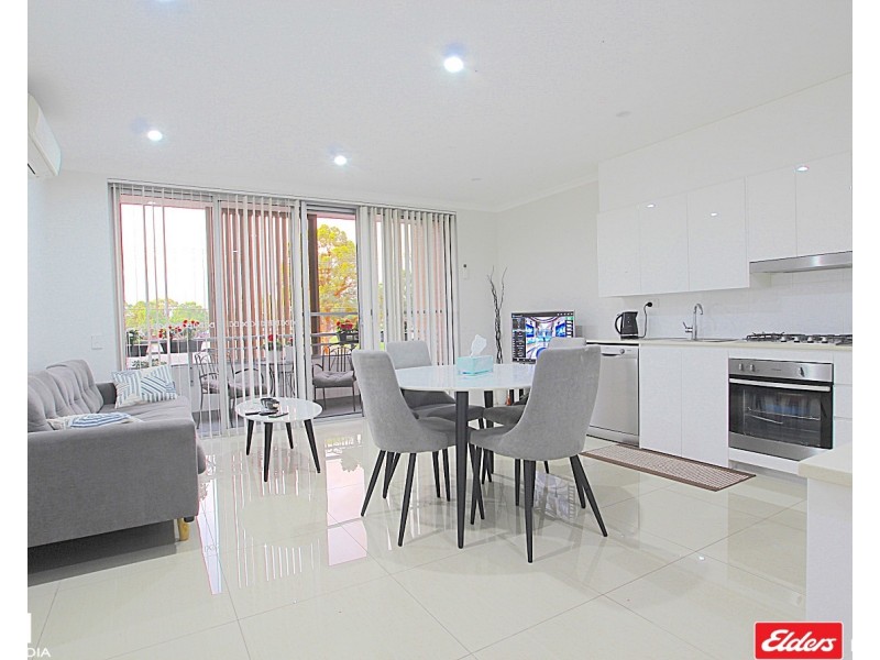 11/42-44 HOXTON PARK ROAD, Liverpool NSW 2170