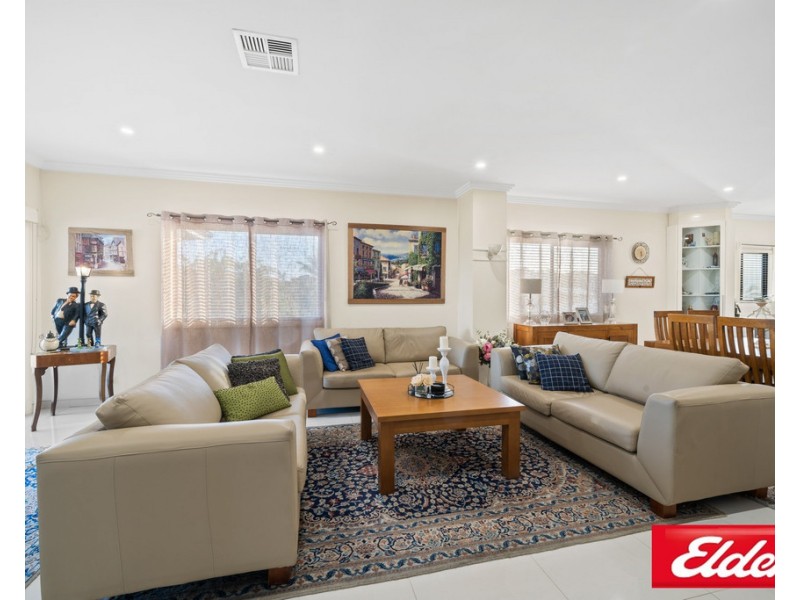 43 MICHELAGO CIRCUIT, Prestons NSW 2170