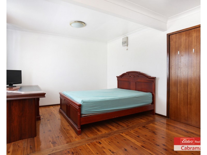 23 MUSGRAVE CRESCENT, Fairfield West NSW 2165