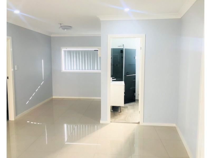 2/63 FAIRVIEW ROAD, Cabramatta NSW 2166