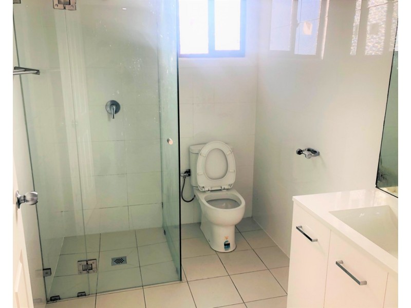 2/63 FAIRVIEW ROAD, Cabramatta NSW 2166