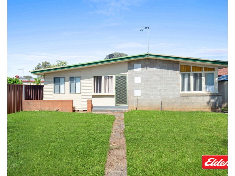 7 LYELL PLACE, Cartwright NSW 2168