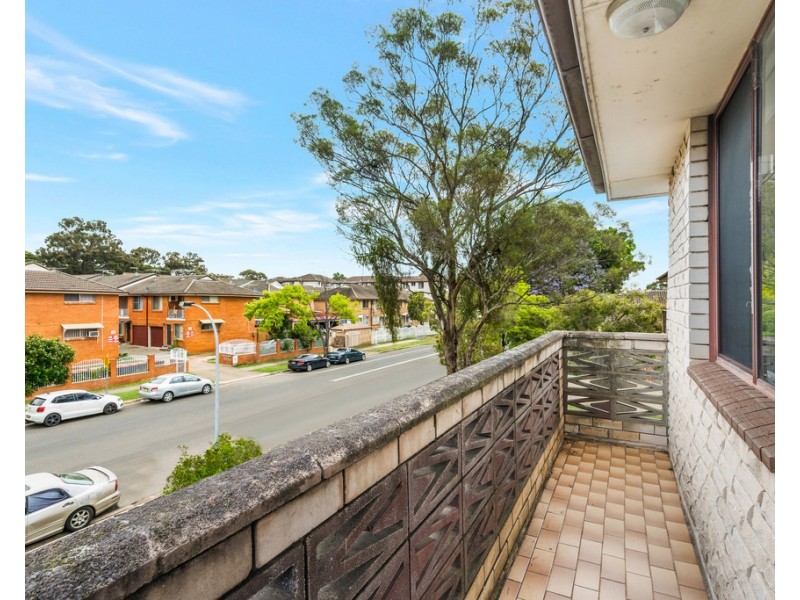 8/99 LONGFIELD STREET, Cabramatta NSW 2166