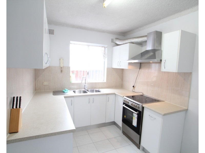 3/64 Broomfield St, Cabramatta NSW 2166