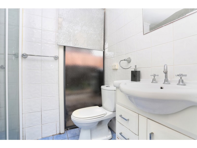 1/11 Hart Street, Warwick Farm NSW 2170