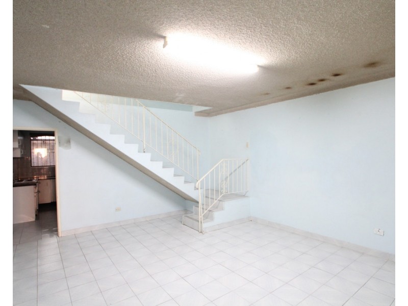 12/6-10 Bridge Street, Cabramatta NSW 2166