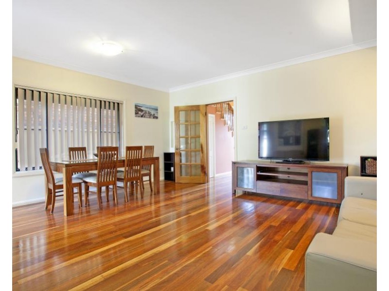 34 The Grove, Fairfield NSW 2165