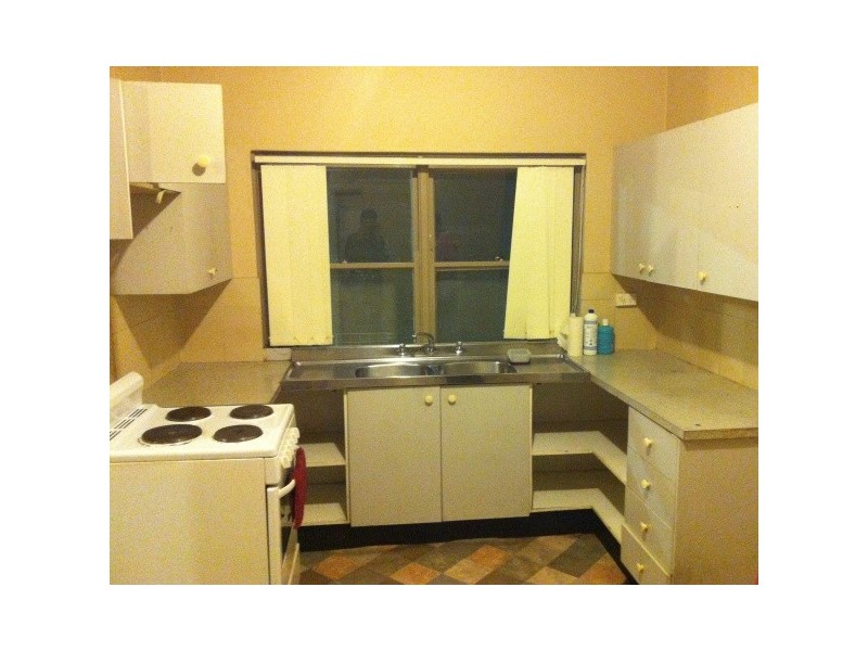 2/8 Hume Highway, Warwick Farm NSW 2170