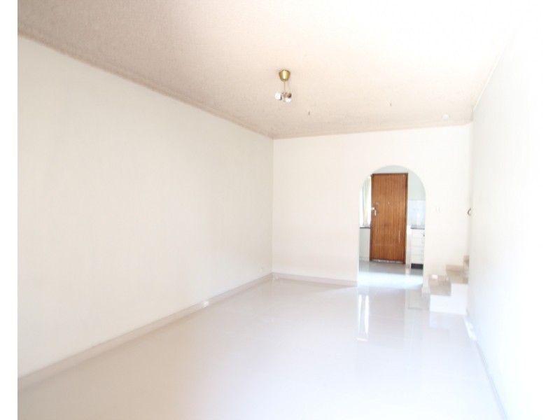 2/57 Hill Street, Cabramatta NSW 2166