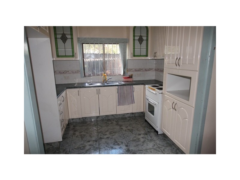 11 Wyong Street, Canley Heights NSW 2166