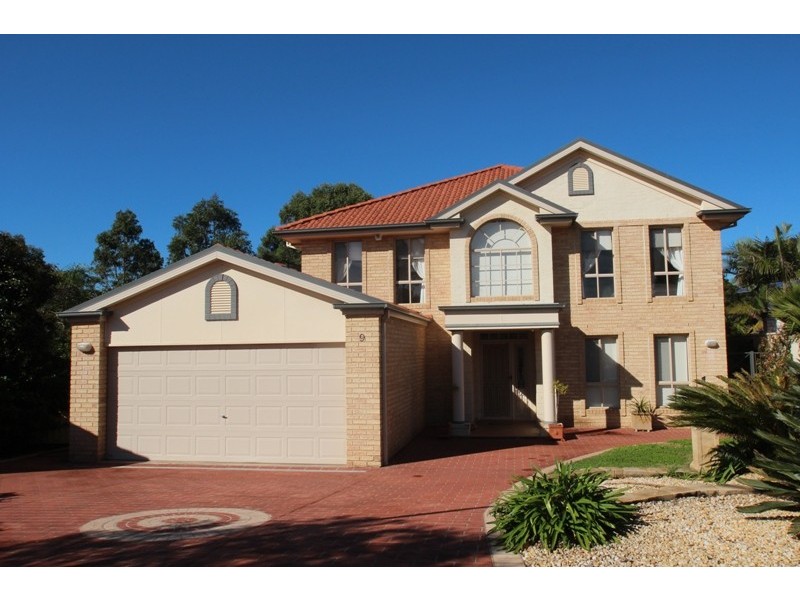 9 Kneale Close, Edensor Park NSW 2176