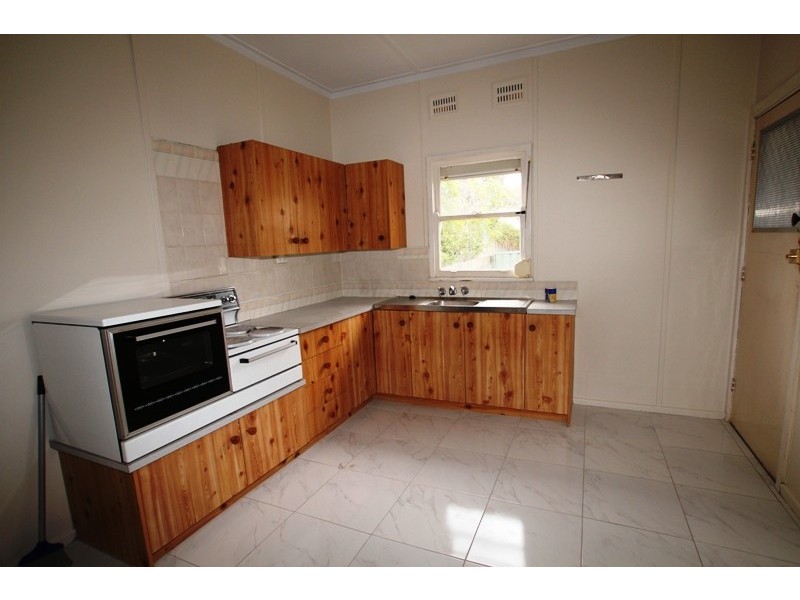 89 Wyong Street, Canley Heights NSW 2166