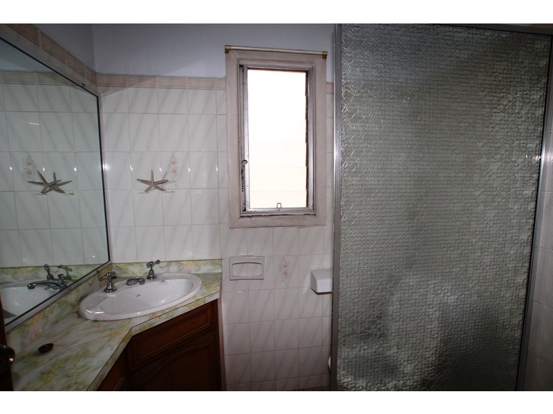 89 Wyong Street, Canley Heights NSW 2166