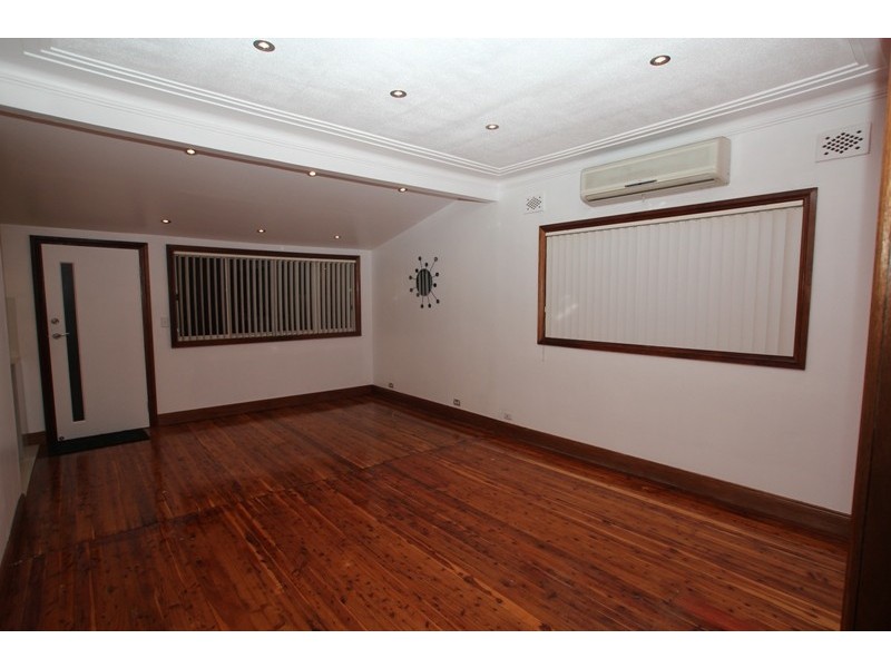 43 Veron Street, Fairfield East NSW 2165