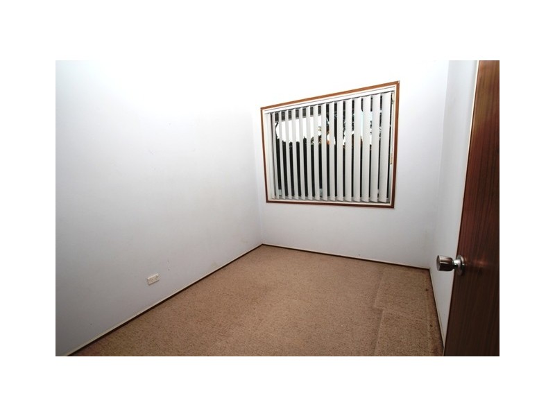 5 Sullivan Avenue, Lurnea NSW 2170