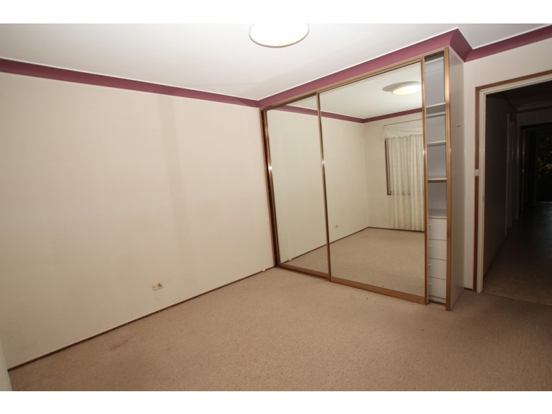 5 Sullivan Avenue, Lurnea NSW 2170