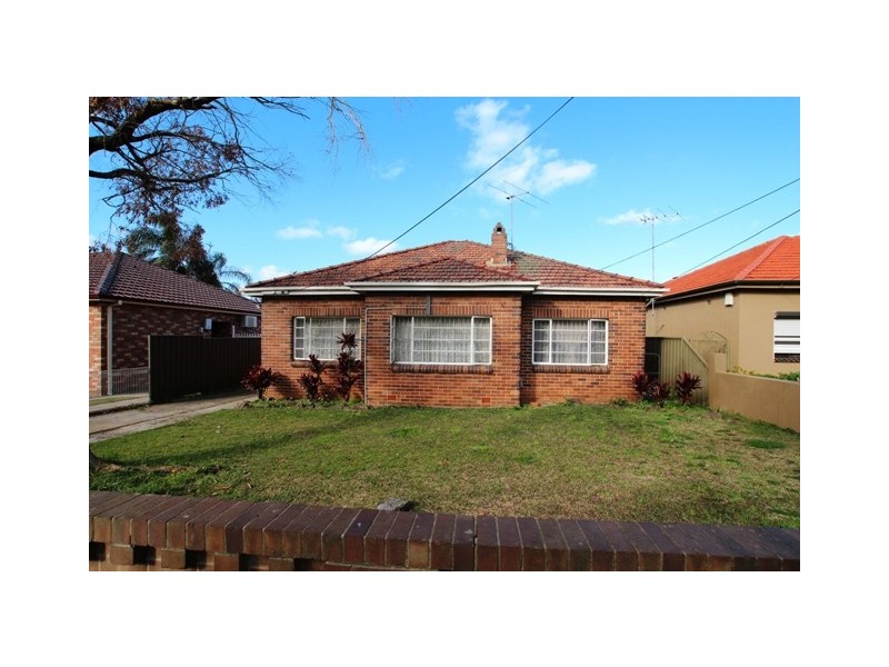 23 Winspear Avenue, Bankstown NSW 2200