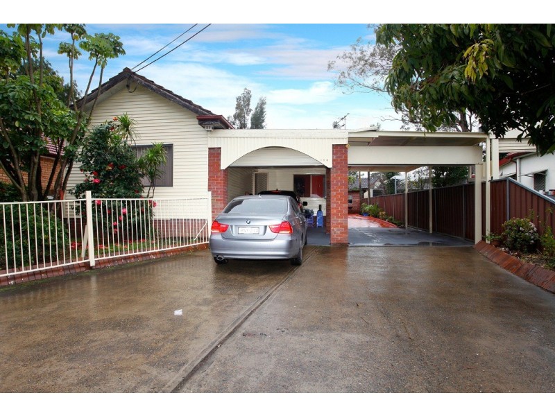 135 The Horsley Drive, Fairfield NSW 2165