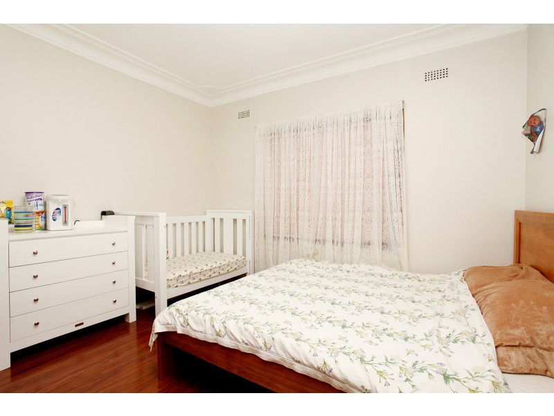 135 The Horsley Drive, Fairfield NSW 2165