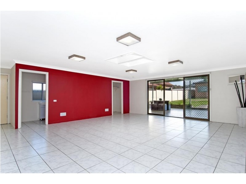 42 Little Road, Bankstown NSW 2200