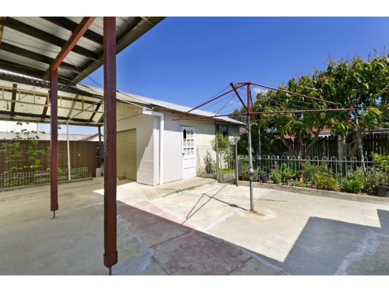 36 Earl Street, Canley Heights NSW 2166