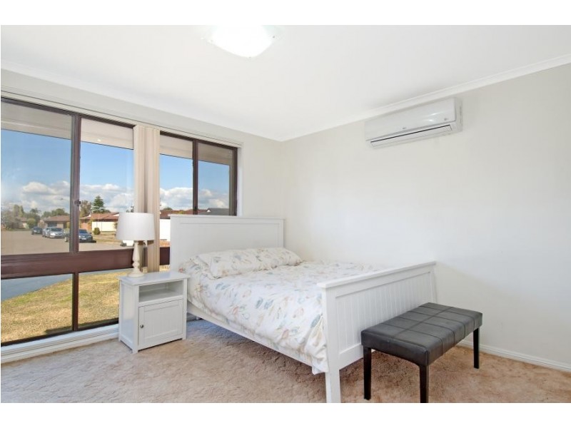 7 Hendra Close, St Johns Park NSW 2176