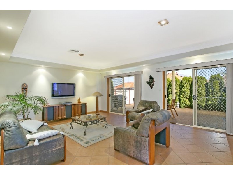 16 Orleans Circuit, Cecil Hills NSW 2171