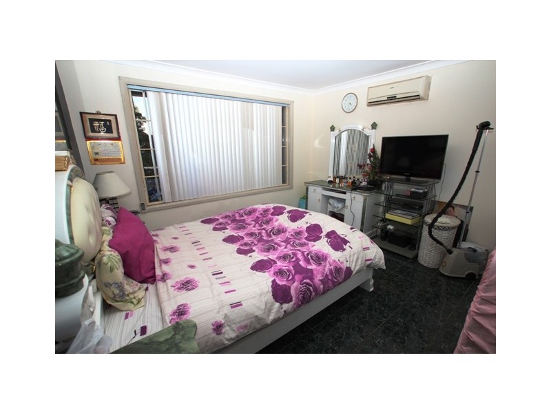 2 Slim Place, Cabramatta NSW 2166