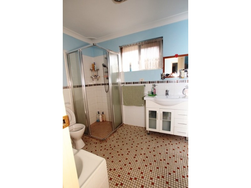 13/104 Longfield Street, Cabramatta NSW 2166