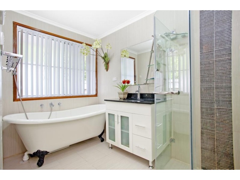 6 Pitt Street, Canley Heights NSW 2166