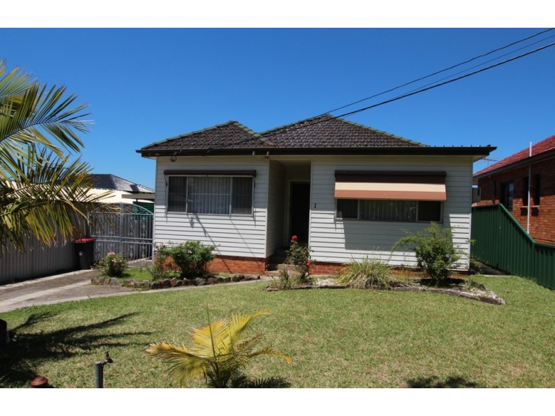 1 Rock St, Yagoona NSW 2199