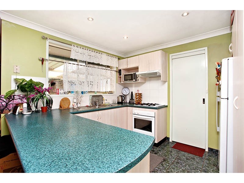 9 Wagga Wagga Street, Prestons NSW 2170
