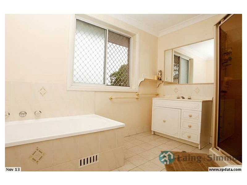 121B Lansdowne rd, Canley Vale NSW 2166