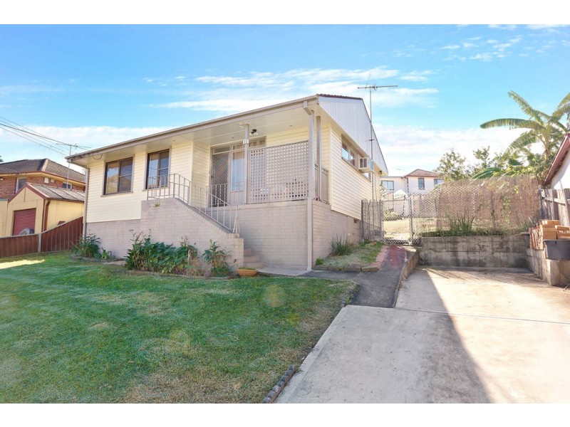 11 Dargie Street, Mount Pritchard NSW 2170