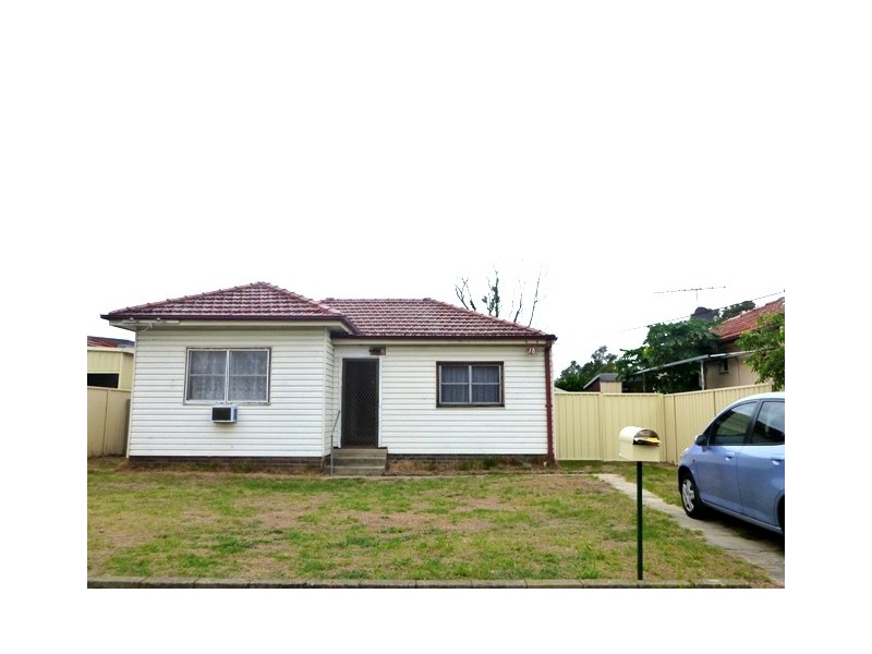 18 Ace Avenue, Fairfield NSW 2165