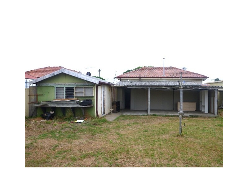 18 Ace Avenue, Fairfield NSW 2165