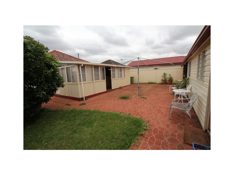 21B Buckingham st, Canley Vale NSW 2166
