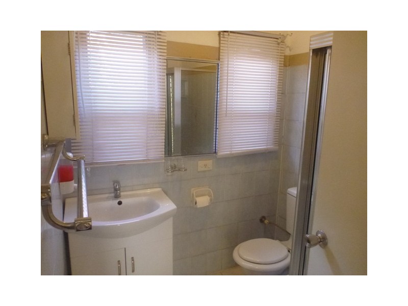 137 Hamilton Road, Fairfield NSW 2165