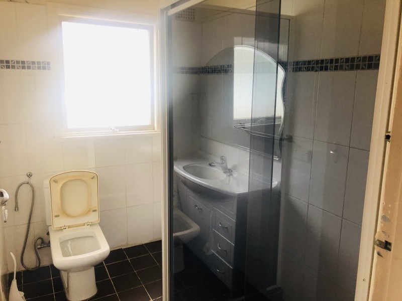 27 Kimberley Crescent, Fairfield West NSW 2165